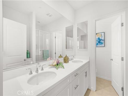 65 Tallowood , Irvine, CA