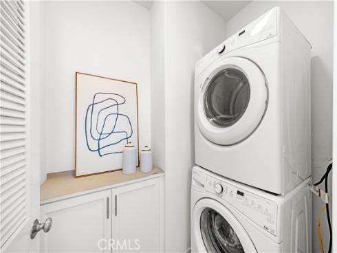 65 Tallowood , Irvine, CA