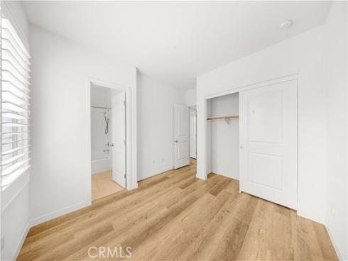 65 Tallowood , Irvine, CA