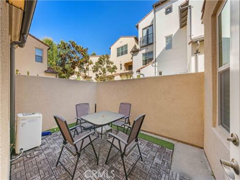 65 Tallowood , Irvine, CA