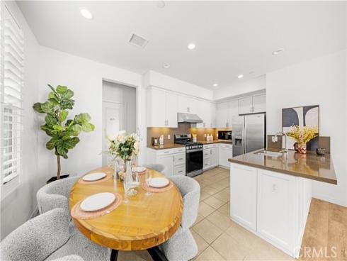 65 Tallowood , Irvine, CA