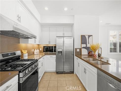 65 Tallowood , Irvine, CA