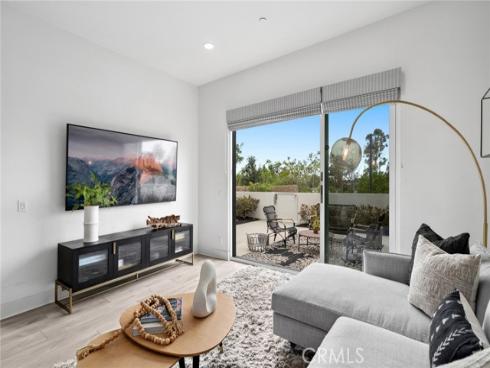 145 Novel , Irvine, CA