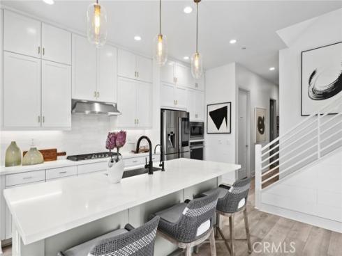 145 Novel , Irvine, CA