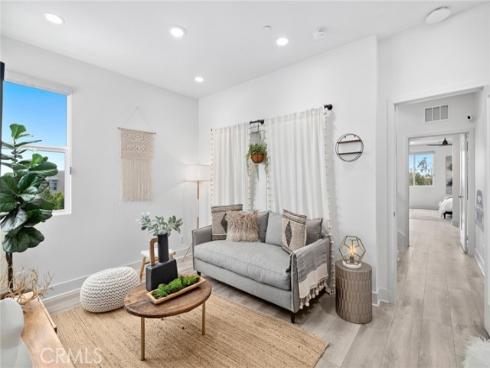 145 Novel , Irvine, CA