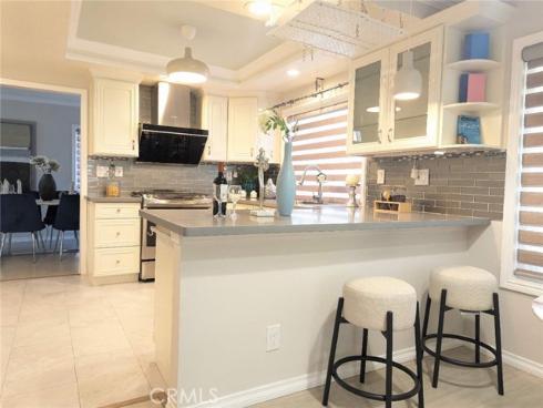 4 Henry , Irvine, CA