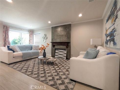 4 Henry , Irvine, CA