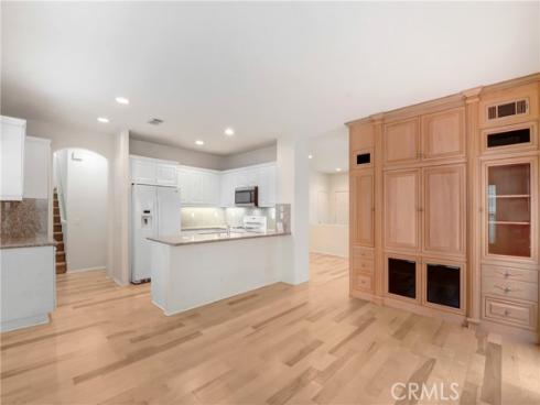 5 Chinaberry , Irvine, CA