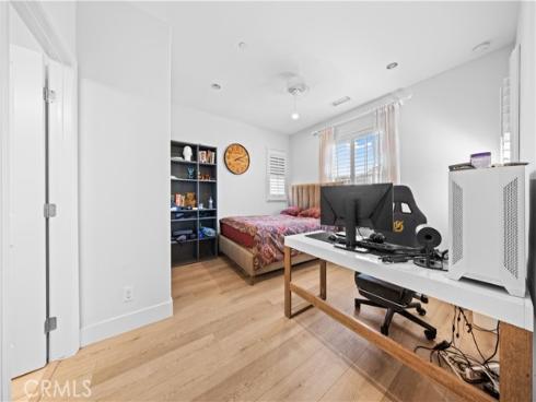 63 Birmingham , Irvine, CA