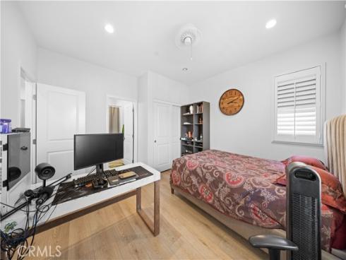 63 Birmingham , Irvine, CA