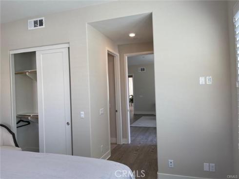 127 Swift , Irvine, CA