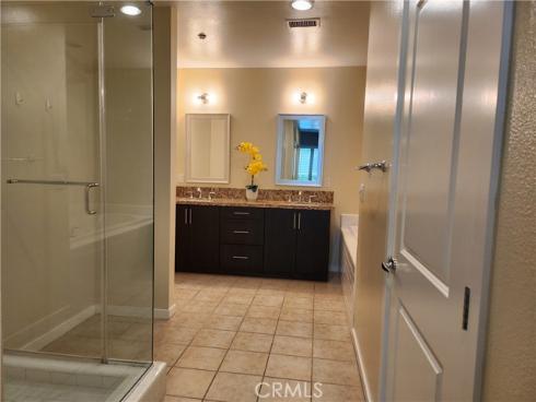 21 Gramercy, 115 , Irvine, CA