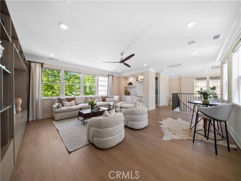 100  Bellatrix  , Irvine, CA