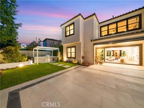 100  Bellatrix  , Irvine, CA