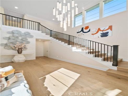 100  Bellatrix  , Irvine, CA