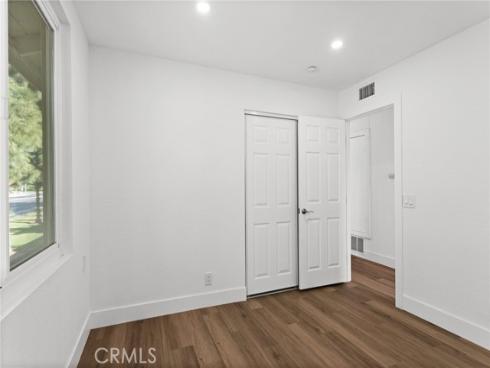 16 Encina , Irvine, CA