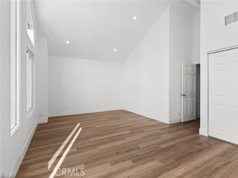 16 Encina , Irvine, CA