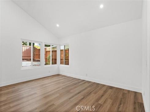 16 Encina , Irvine, CA