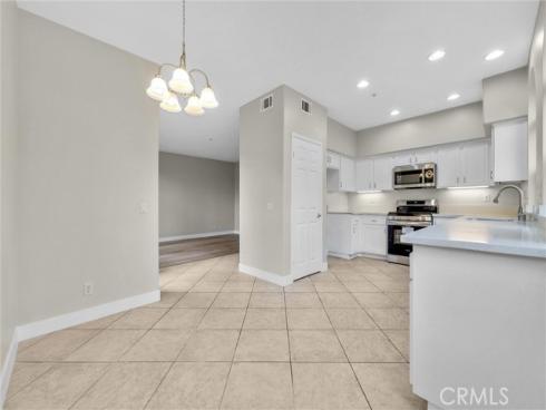 702 Terra Bella , Irvine, CA