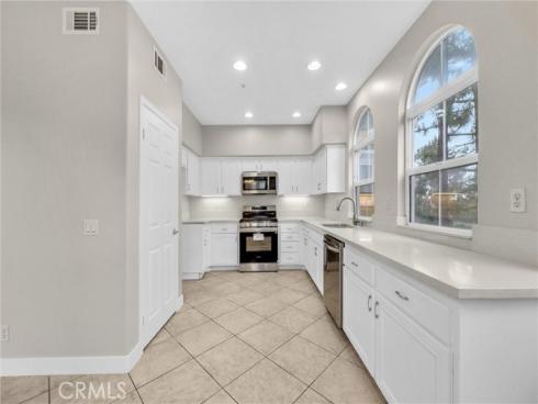 702 Terra Bella , Irvine, CA