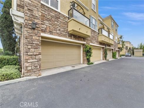 702 Terra Bella , Irvine, CA