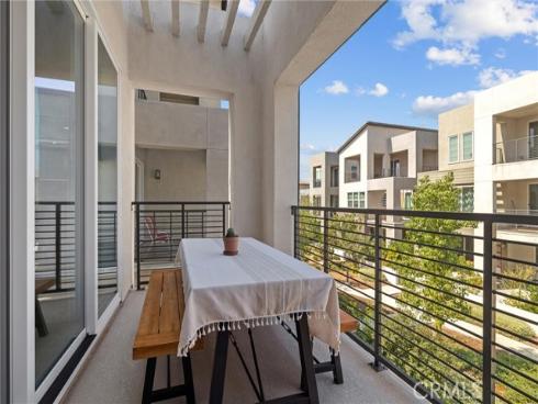 128 Pattern , Irvine, CA