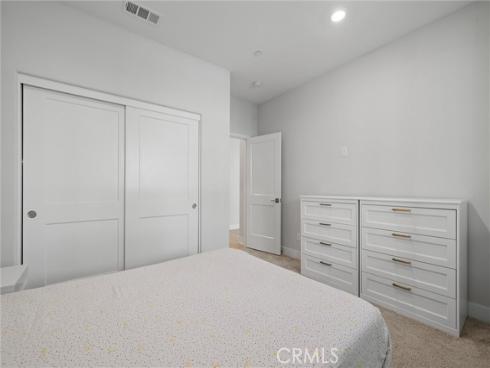 128 Pattern , Irvine, CA