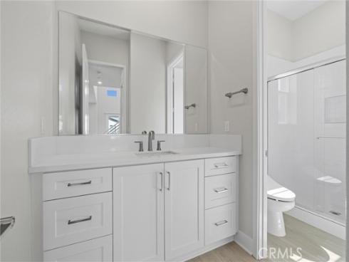 128 Pattern , Irvine, CA