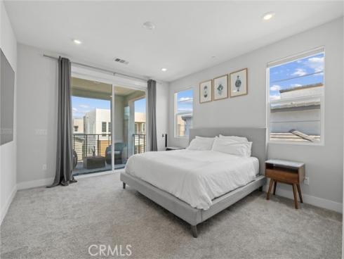 128 Pattern , Irvine, CA