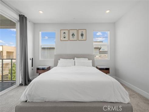 128 Pattern , Irvine, CA