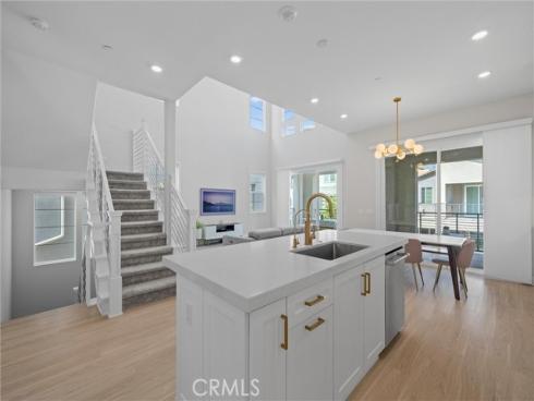 128 Pattern , Irvine, CA