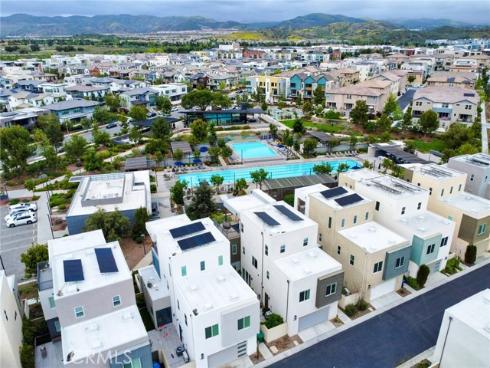 259 Chorus , Irvine, CA