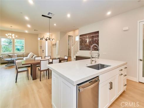 259 Chorus , Irvine, CA