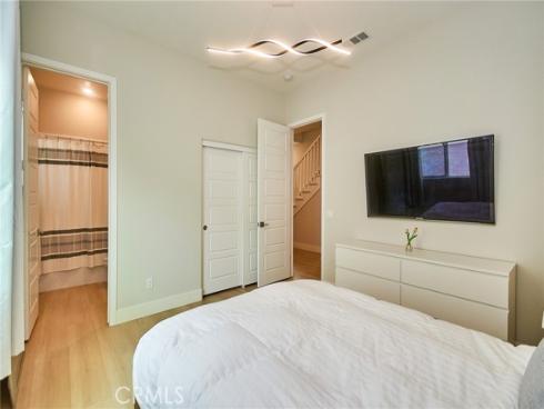 259 Chorus , Irvine, CA