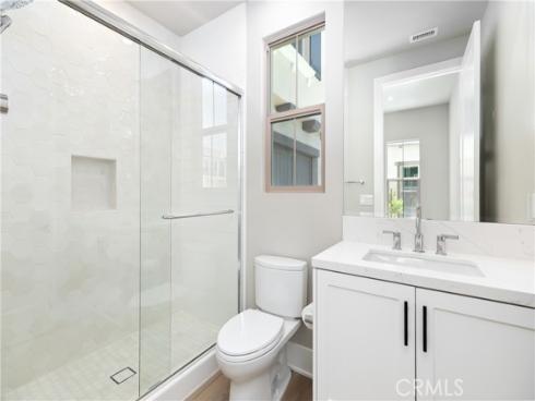 127  Oakstone  , Irvine, CA