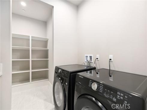 127  Oakstone  , Irvine, CA