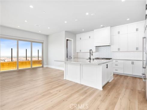 127  Oakstone  , Irvine, CA