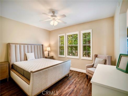 7 Honeydew , Irvine, CA