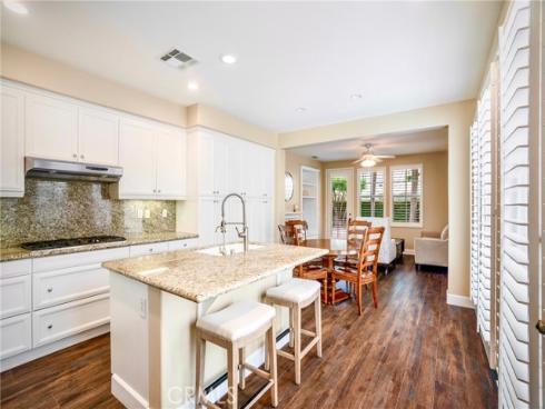 7 Honeydew , Irvine, CA