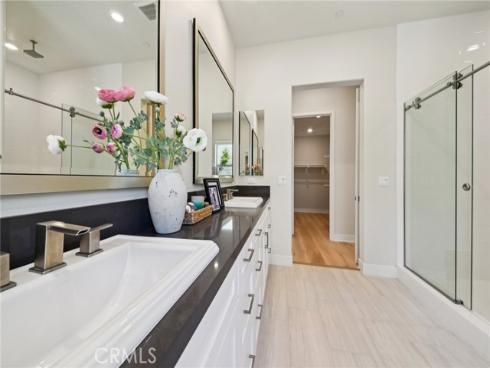 56 Chasma , Irvine, CA