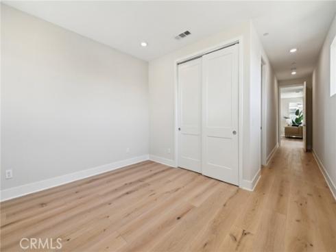 56 Chasma , Irvine, CA