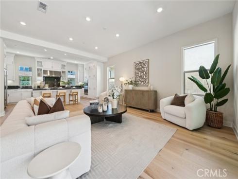 56 Chasma , Irvine, CA