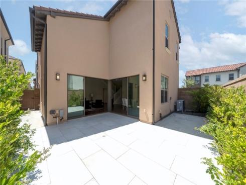 124 Trumpet Flower , Irvine, CA