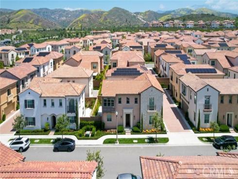 124 Trumpet Flower , Irvine, CA