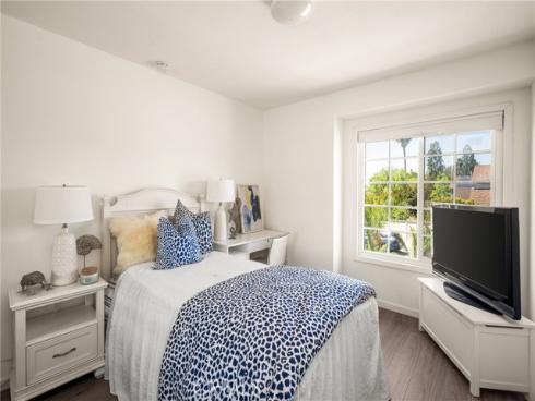 9 New Mdws , Irvine, CA