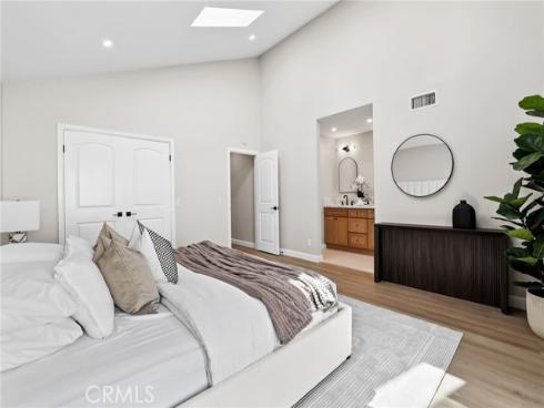 25 Almond Tree Lane, Irvine, CA