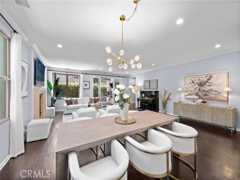 21 Fanpalm , Irvine, CA