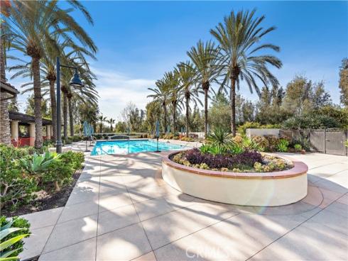 21 Fanpalm , Irvine, CA