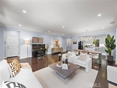 21 Fanpalm , Irvine, CA