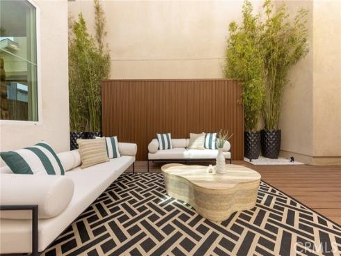 241 Abacus , Irvine, CA